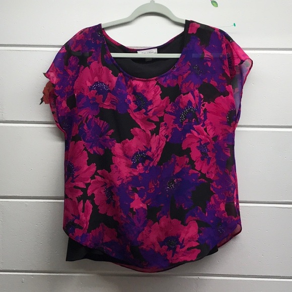 Calvin Klein Boxy Short Sleeve Blouse in Pink and Purple. Size medium - Picture 1 of 4